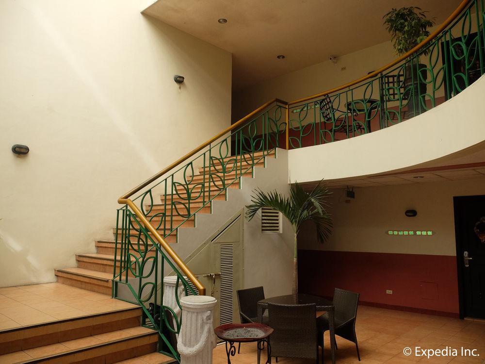 Dm Residente Villas Анхелес Екстериор снимка
