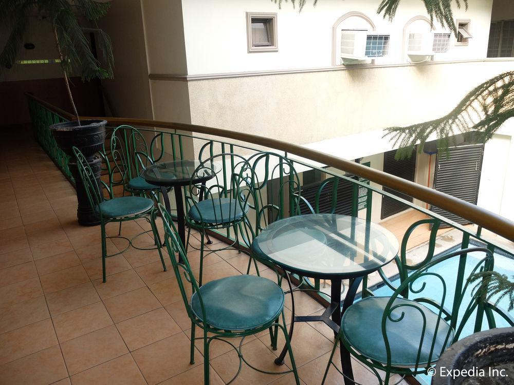 Dm Residente Villas Анхелес Екстериор снимка
