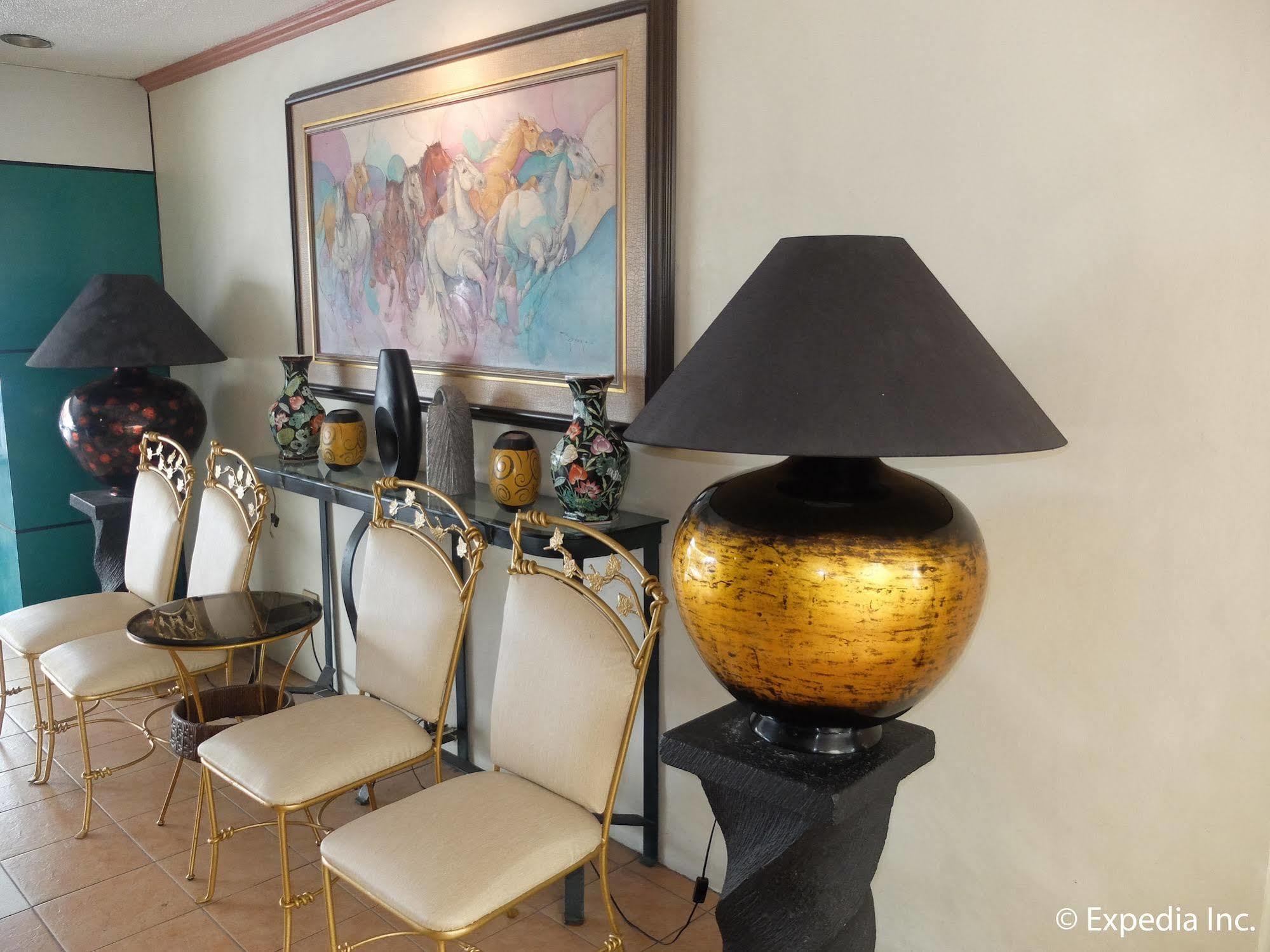 Dm Residente Villas Анхелес Екстериор снимка